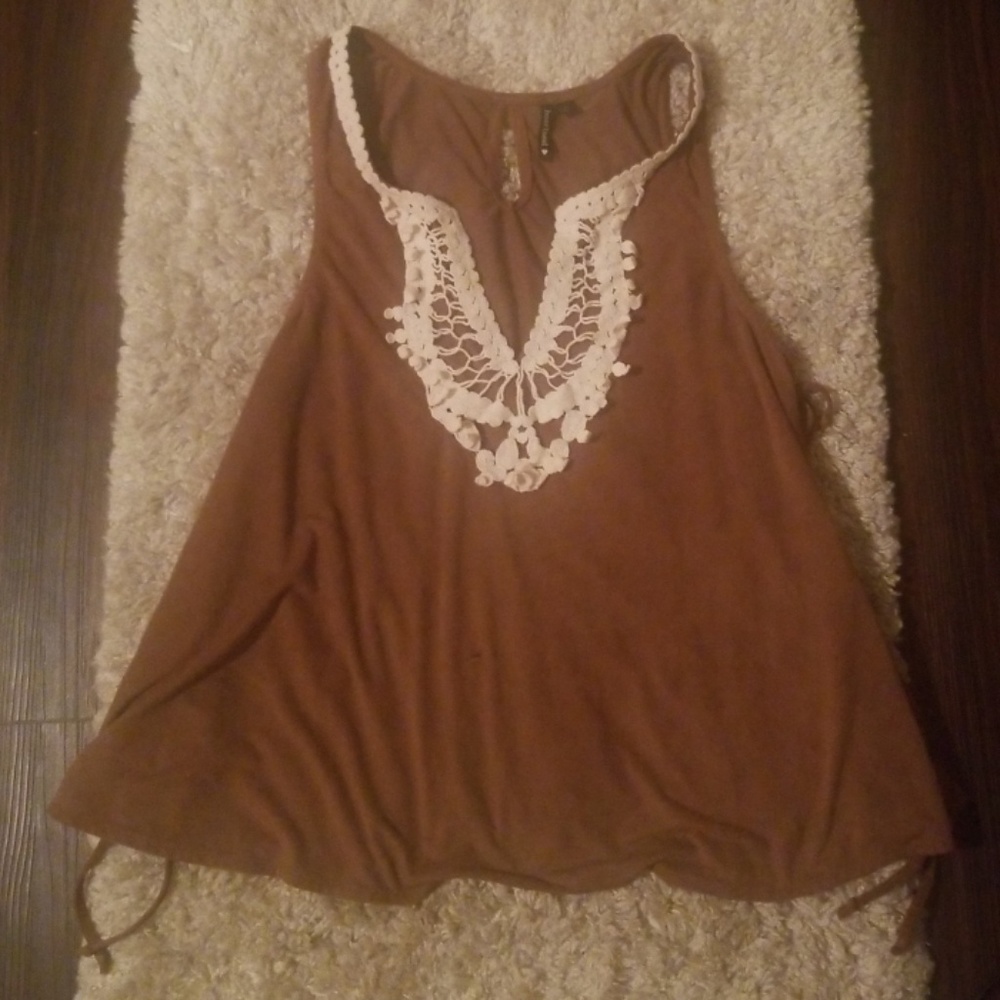 Heart Soul small brown boho top side tie GUC